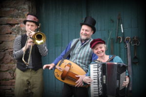 trio_wallabarrow-1024x683